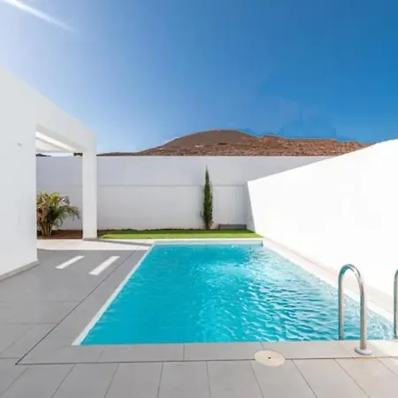 펜션 Idaira Adosado Con Piscina A Estrenar-wifi 팔름-마르